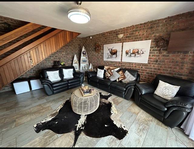 4 BEDROOM HOUSE FOR SALE IN WAVECREST